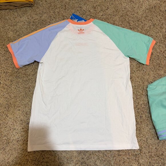 Adidas Originals Enjoy Summer Shorts & Raglan Tee Matching Set Colorblock - Picture 14 of 15